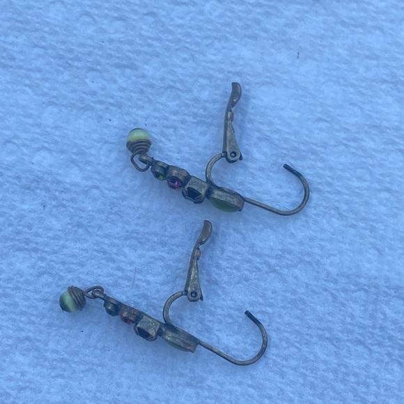 Beautiful multi colored stone and crystal earrings. - Picture 5 of 6